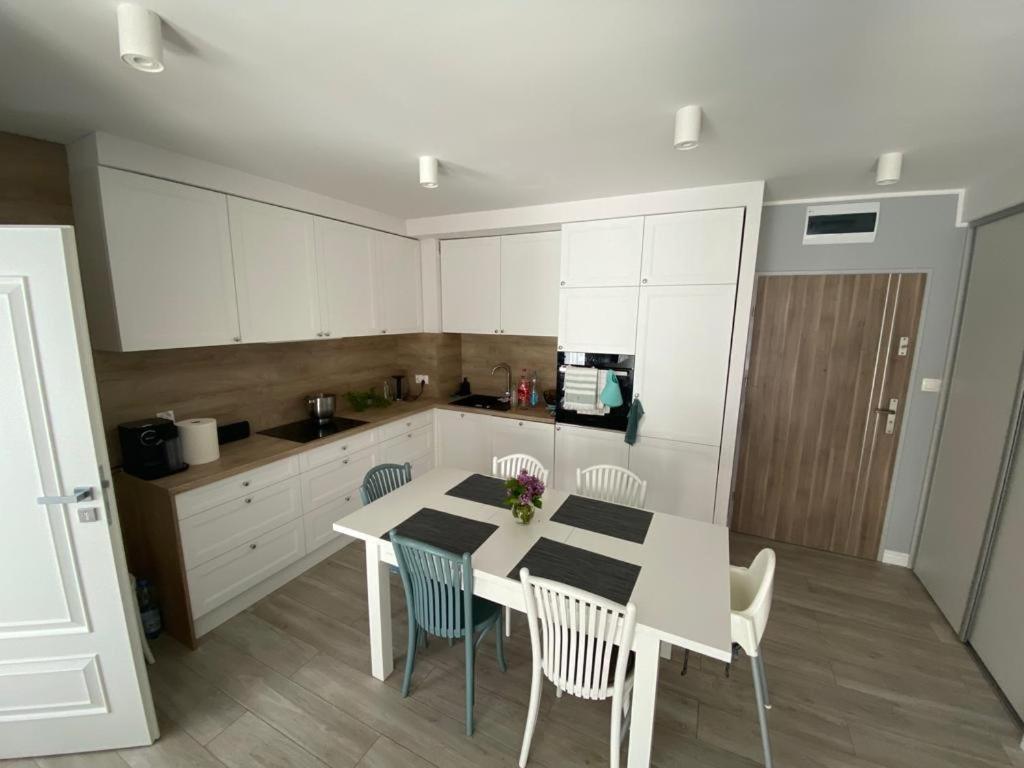 Apartament Rewal Klifowa Morska 3 Z Basenem Экстерьер фото